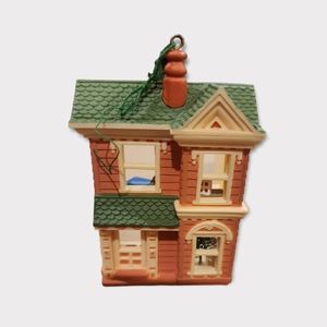 Hallmark‎ 1984 victorian dollhouse ornament